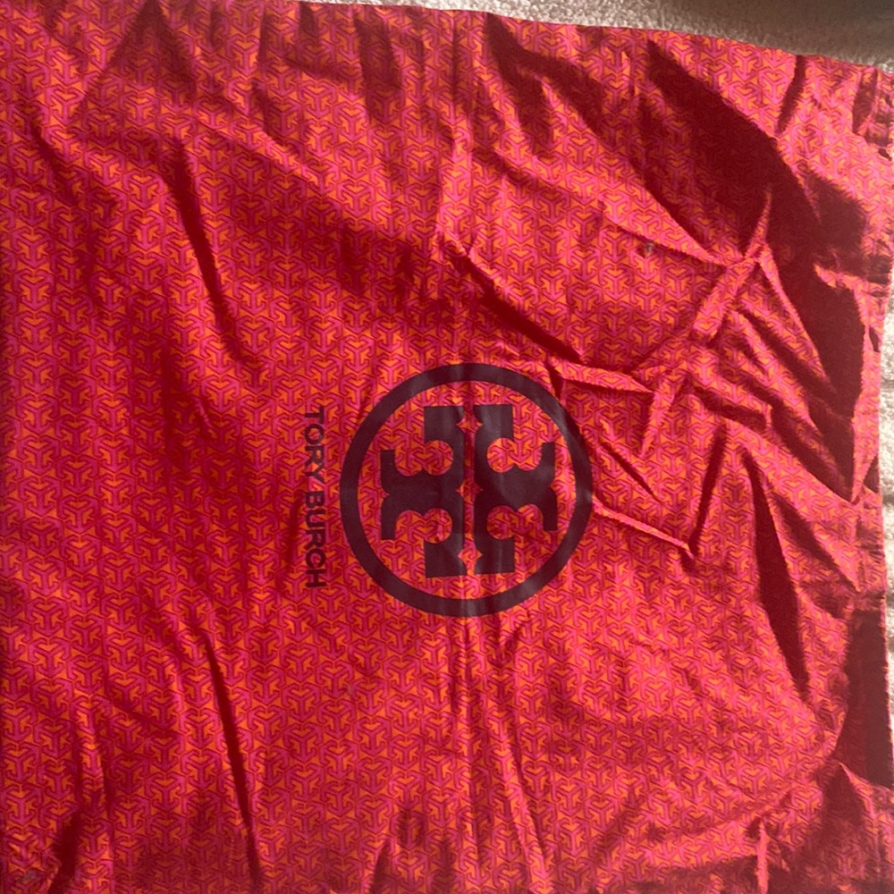 Authentic Black Tory Burch Bag with dust bag